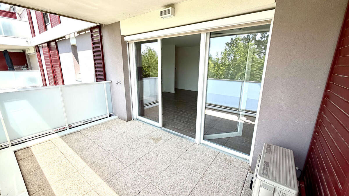 Appartement  résidentiel de type T2 avec terrasse et parking sécurisé en sous sol. - photo 17