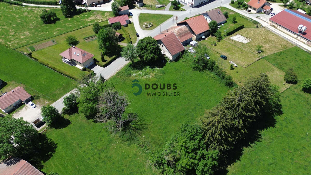 Maison avec 36 ares de terrain a domprel - photo 2