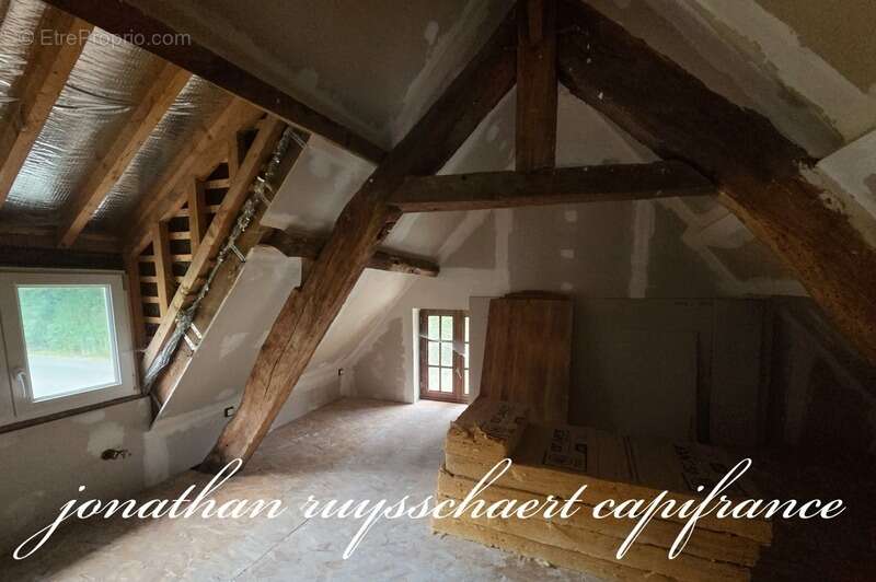 Maison à CHAMPSECRET