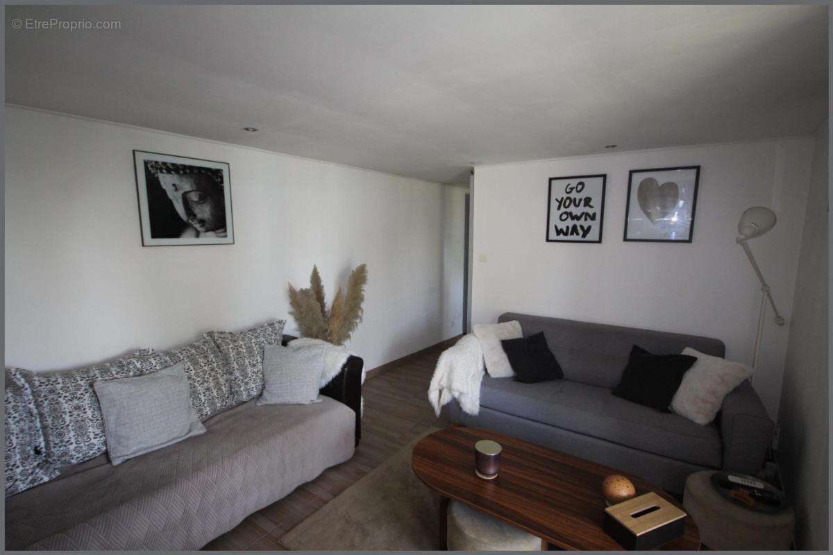 Maison à LAVERNAT