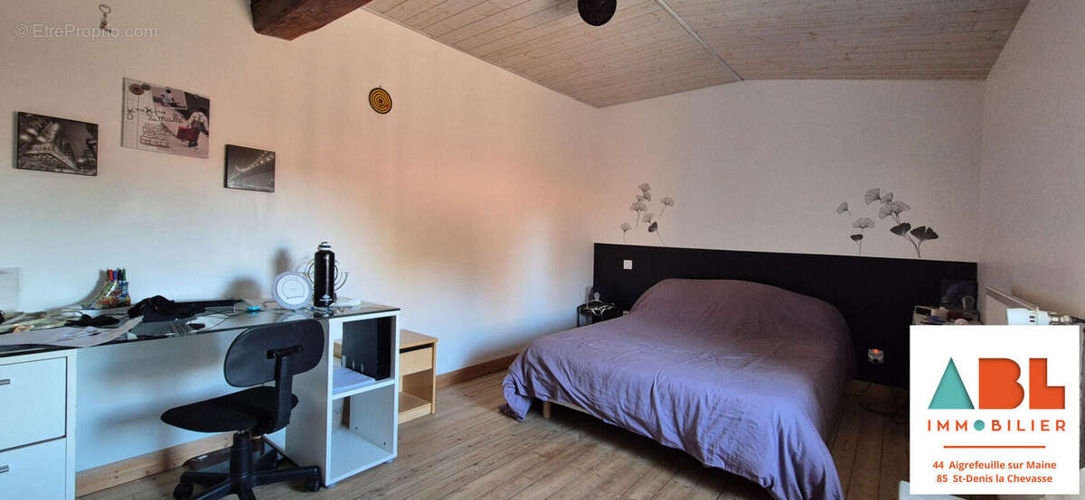 Maison à SAINT-DENIS-LA-CHEVASSE