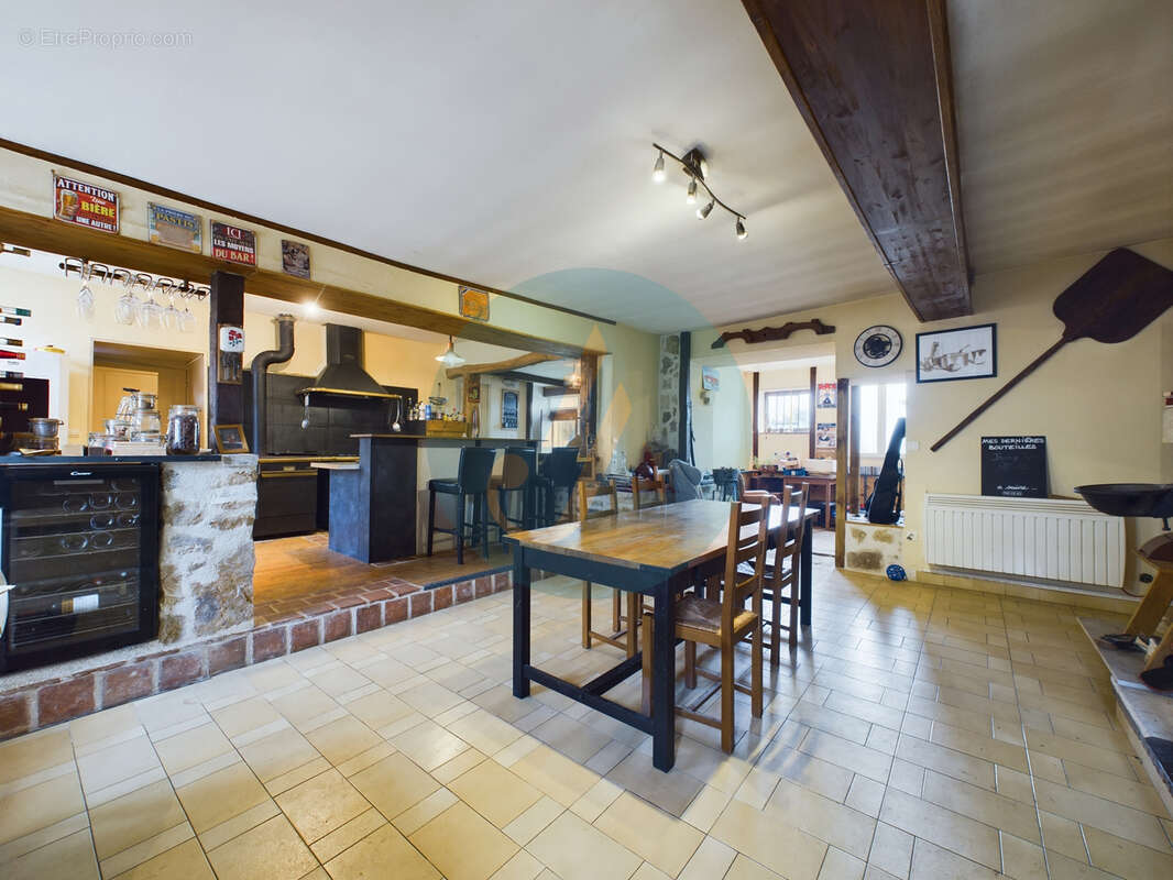 Maison à SAINT-REVERIEN