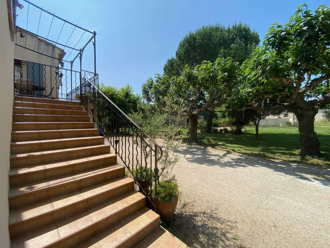 Maison à CADEROUSSE