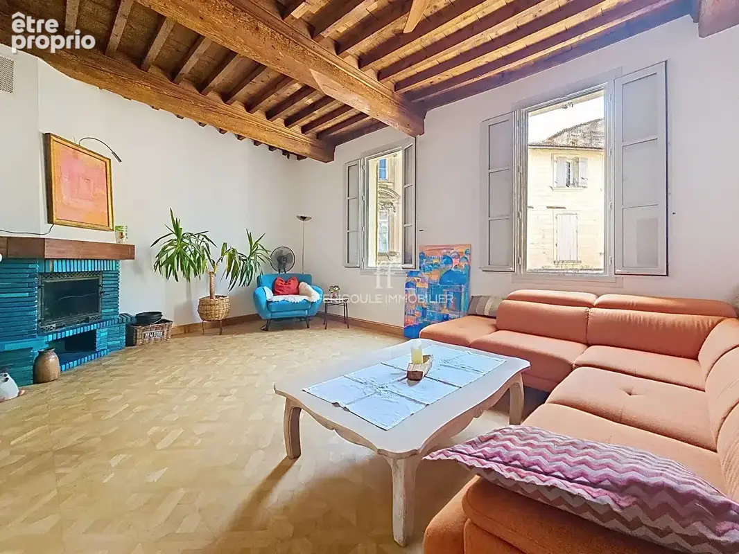 Avignon intra-muros, Maison de caractère de 210m² avec garage et terrasse - photo 2