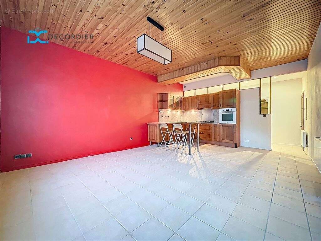 Appartement à NEUVECELLE