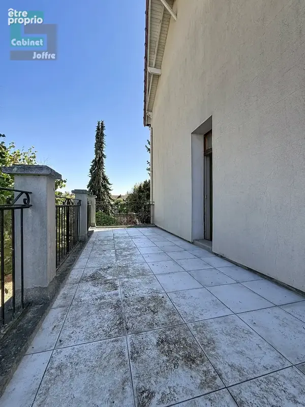 Maison familiale de 133m2 - 4 chambres - Jardin et garage - photo 13