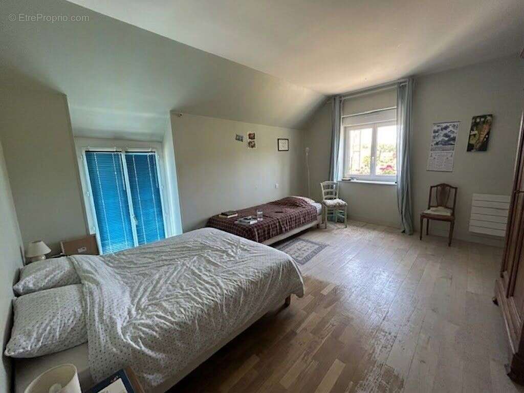 Maison à COSNE-COURS-SUR-LOIRE