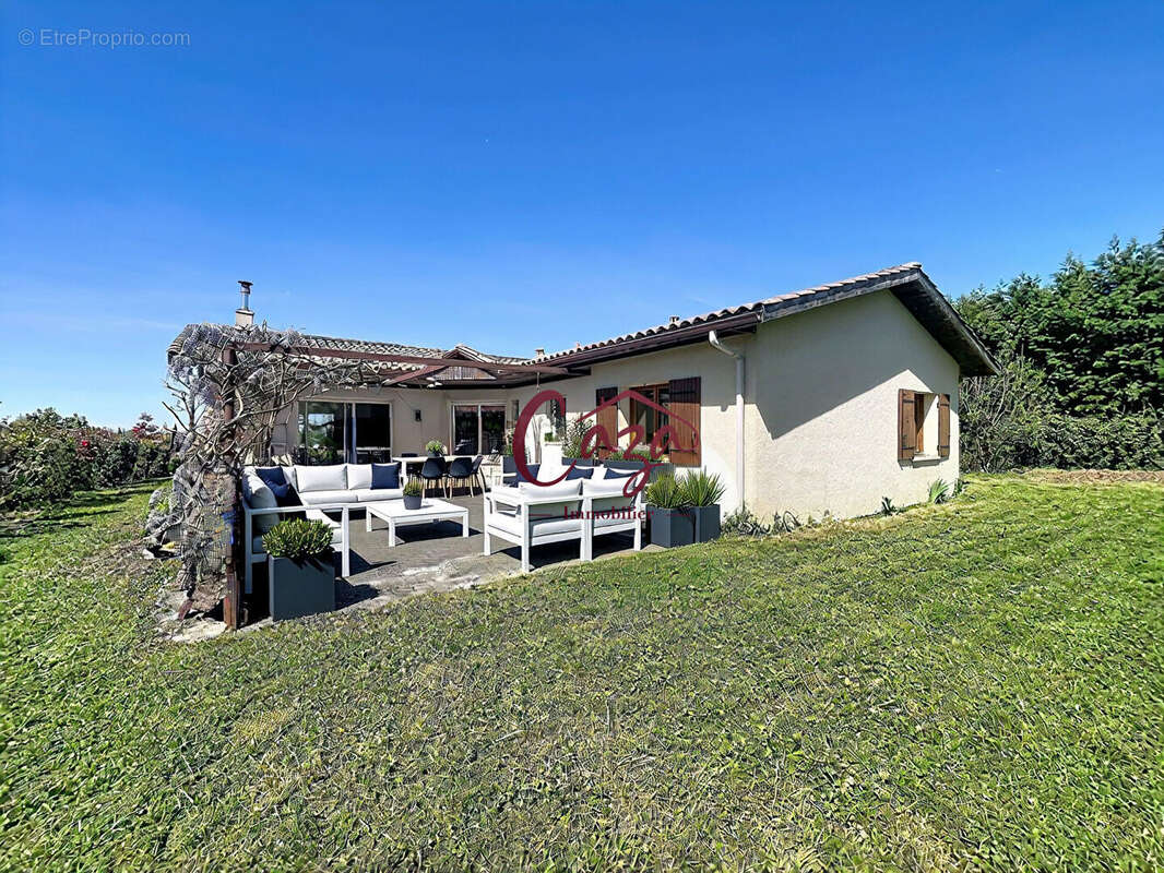 Maison à QUINSAC