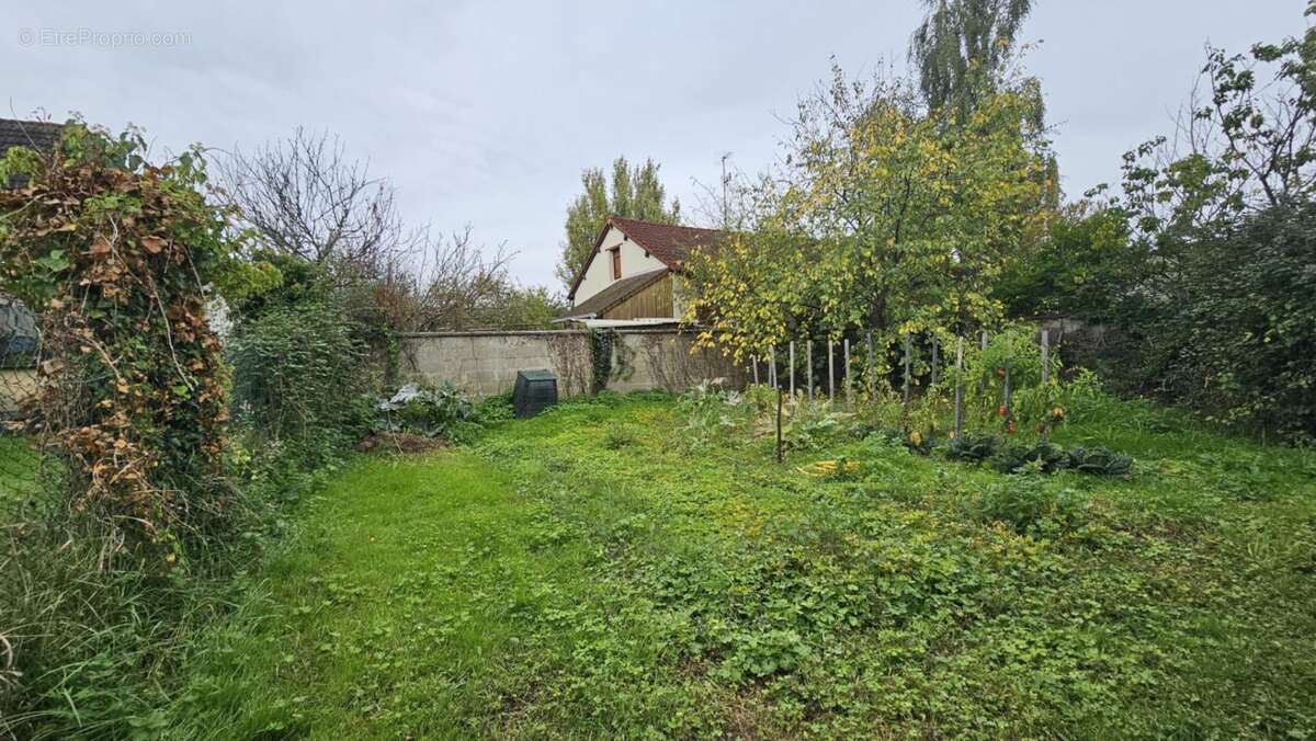 Maison rénovée – 3 chambres – Terrain clos –  AUBIGNE RACAN (72) - photo 15