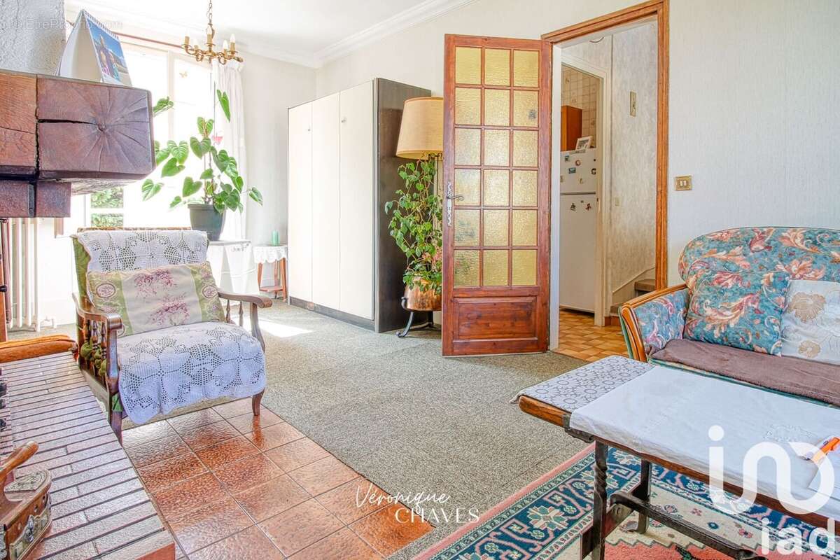 Photo 2 - Maison à VIROFLAY