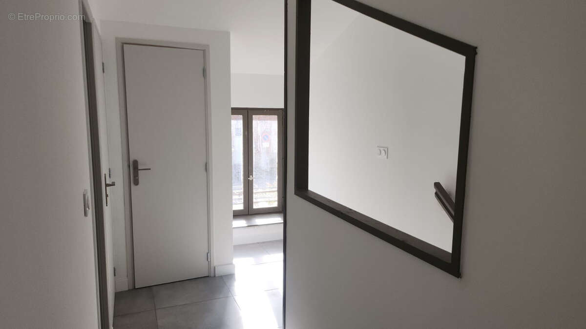 Maison à CHATILLON-SUR-CHALARONNE