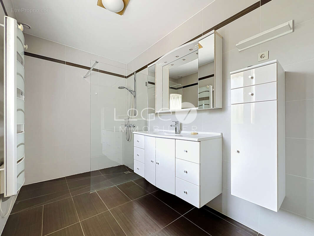 Belle Maison Familiale de 162 m2   Larmor-Plage - photo 6