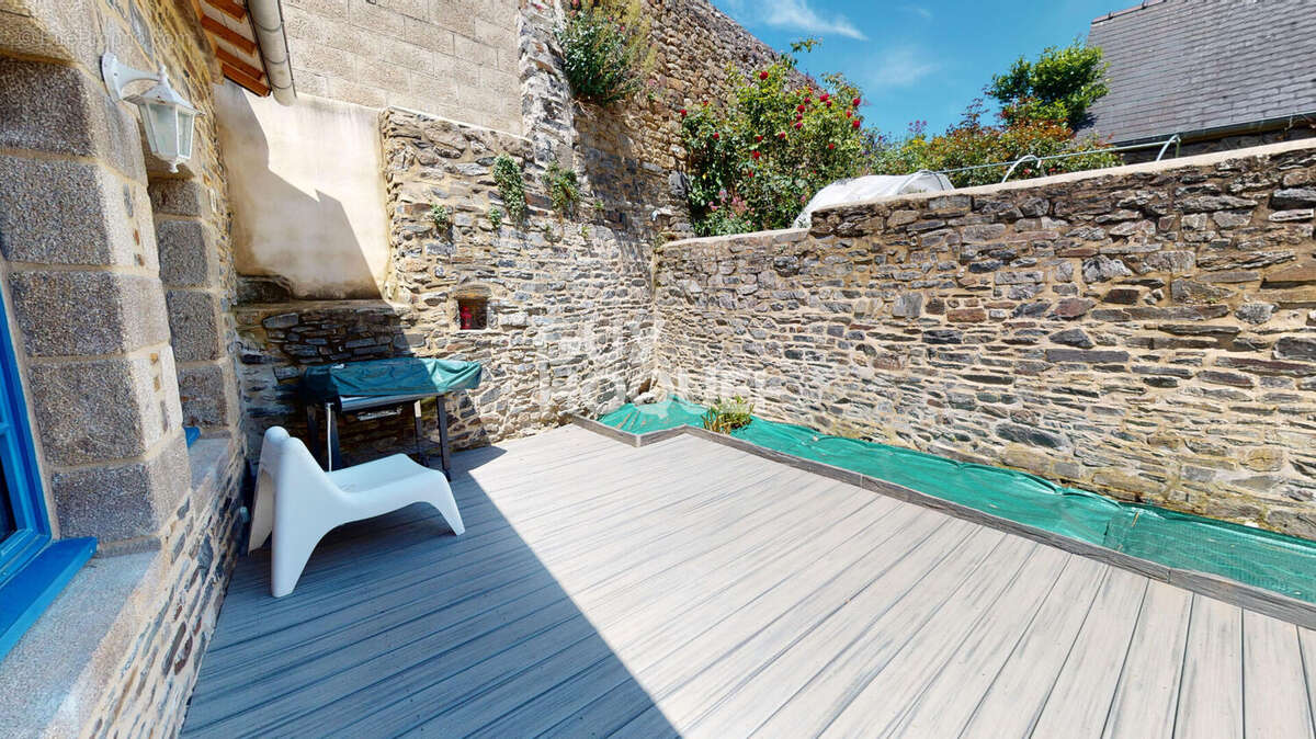 Maison à DOL-DE-BRETAGNE