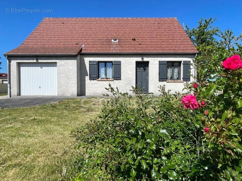 Maison à TERGNIER