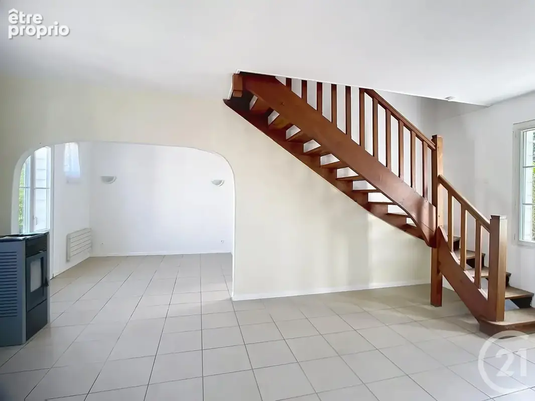 Maison 103 m² à Neuf-Marche  - photo 5