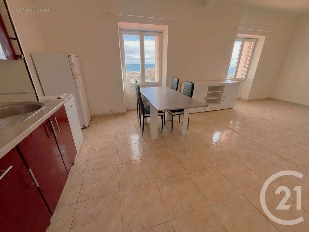 Appartement à ROQUEBRUNE-CAP-MARTIN