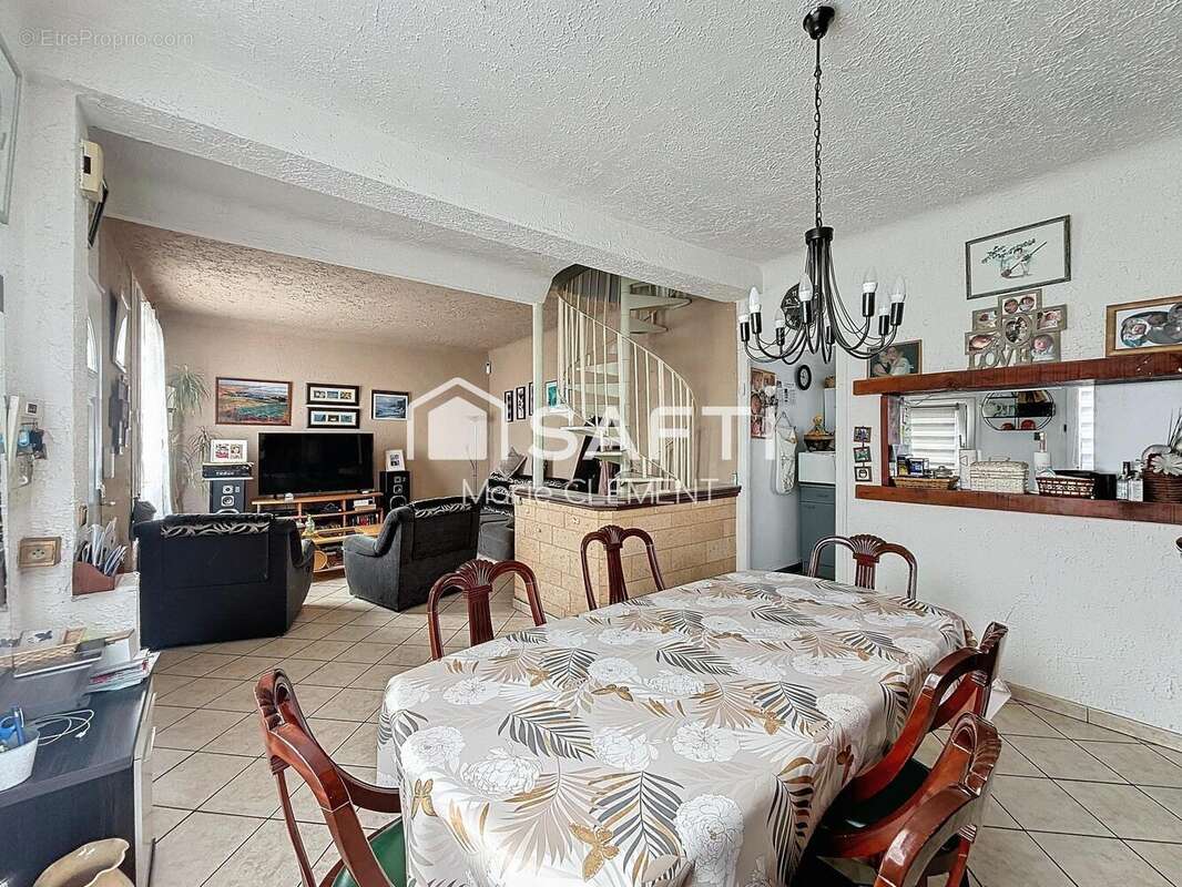 Photo 3 - Maison à PONTAULT-COMBAULT