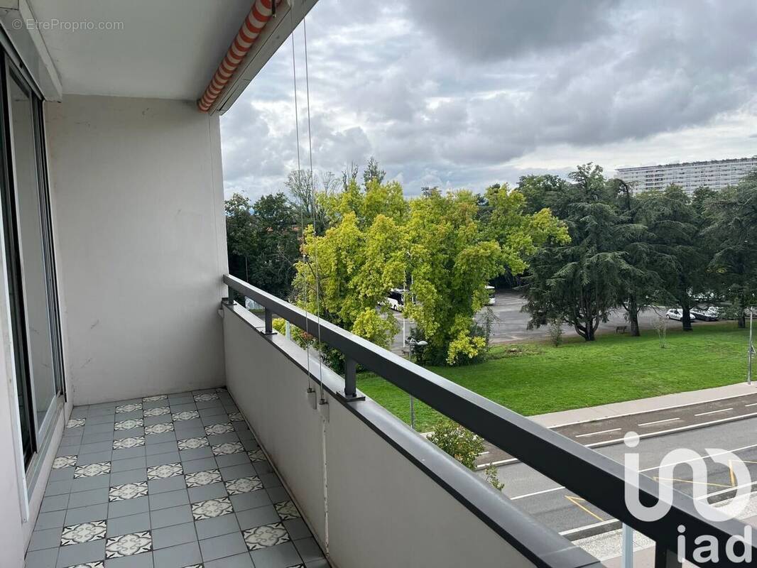 Photo 1 - Appartement à LYON-9E