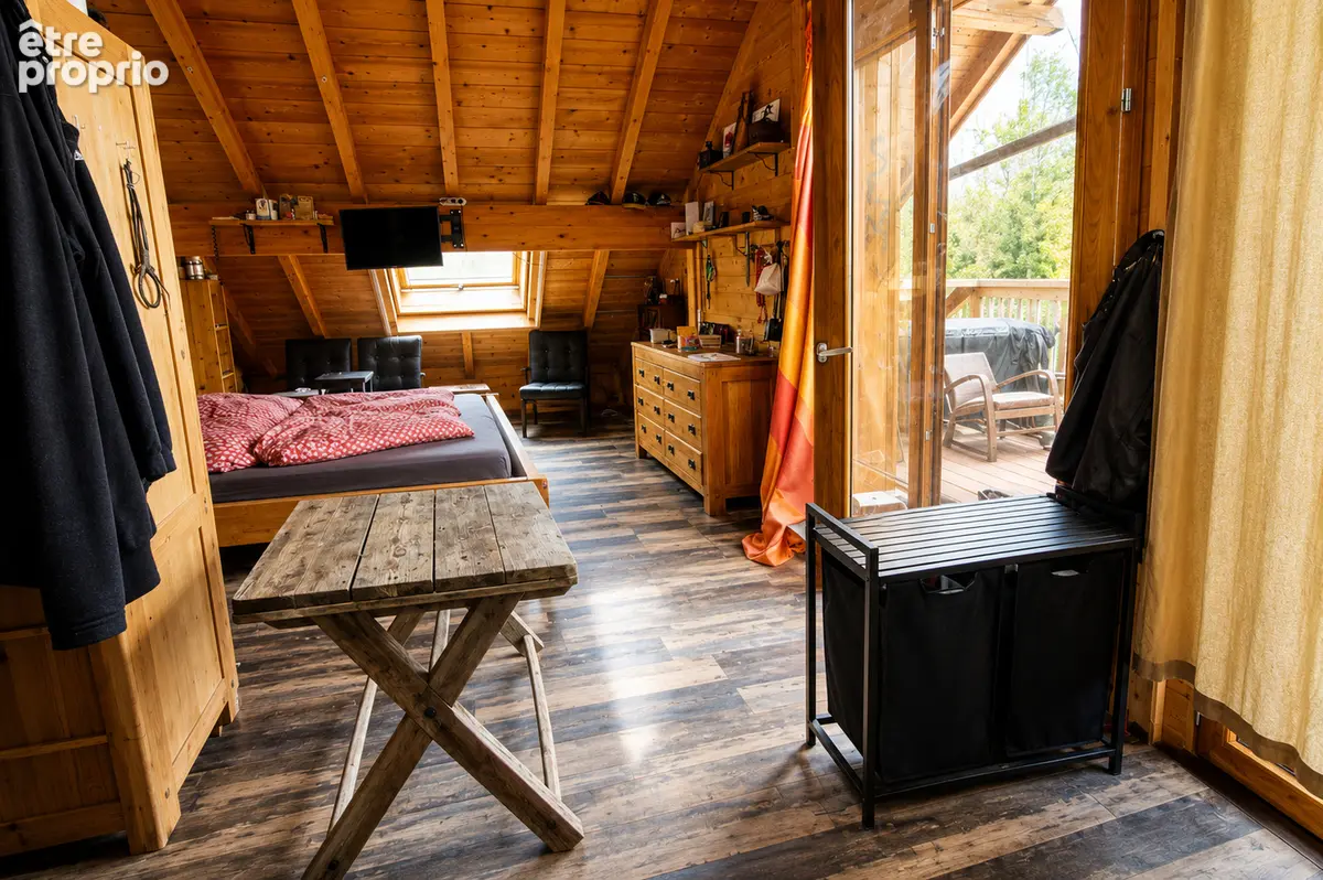 Maison (2 logements) Neuvecelle 11 pièce(s) 309.6 m² + Annexes 179m² et Terrain 4383m² - photo 12