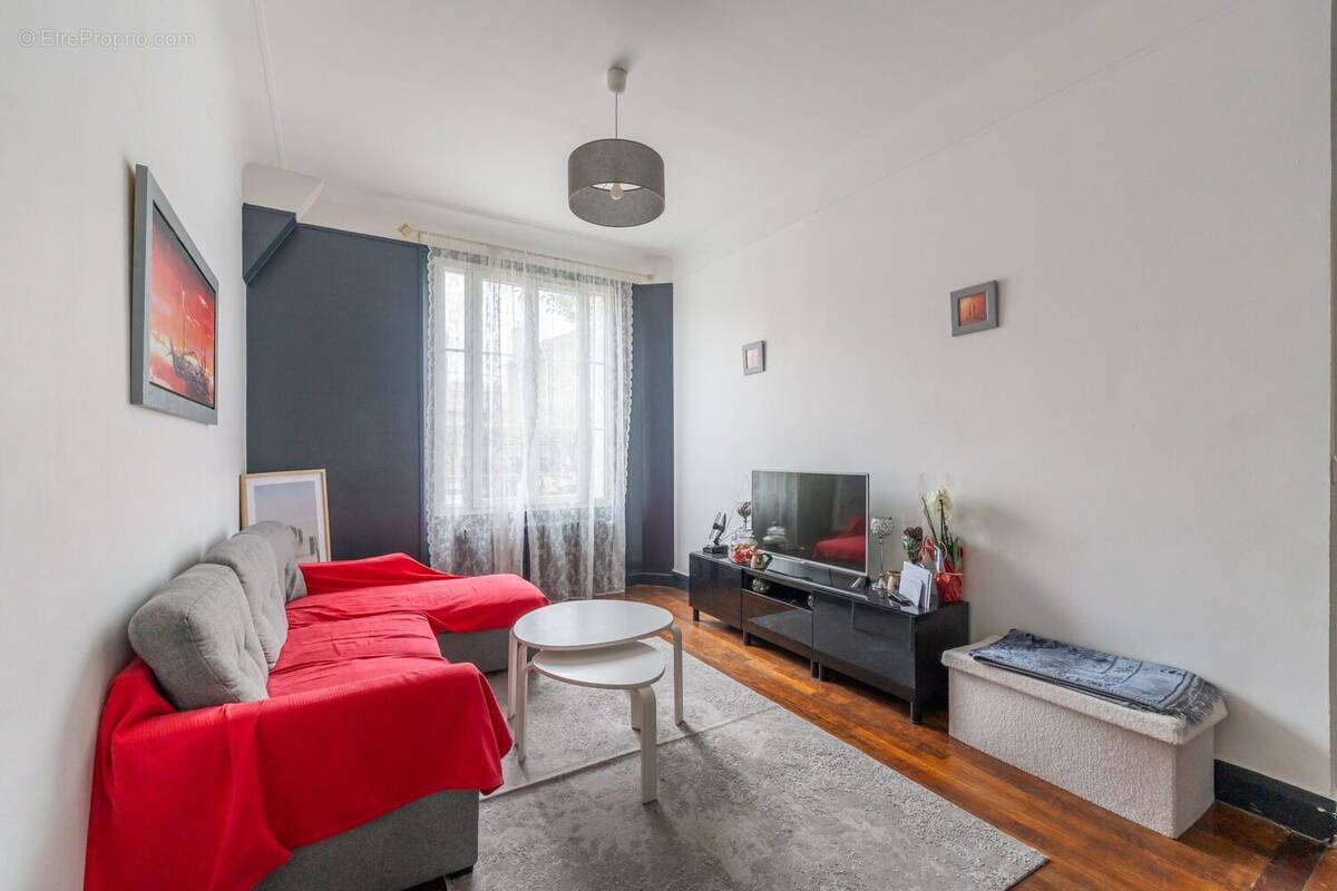 Appartement à LA COURNEUVE