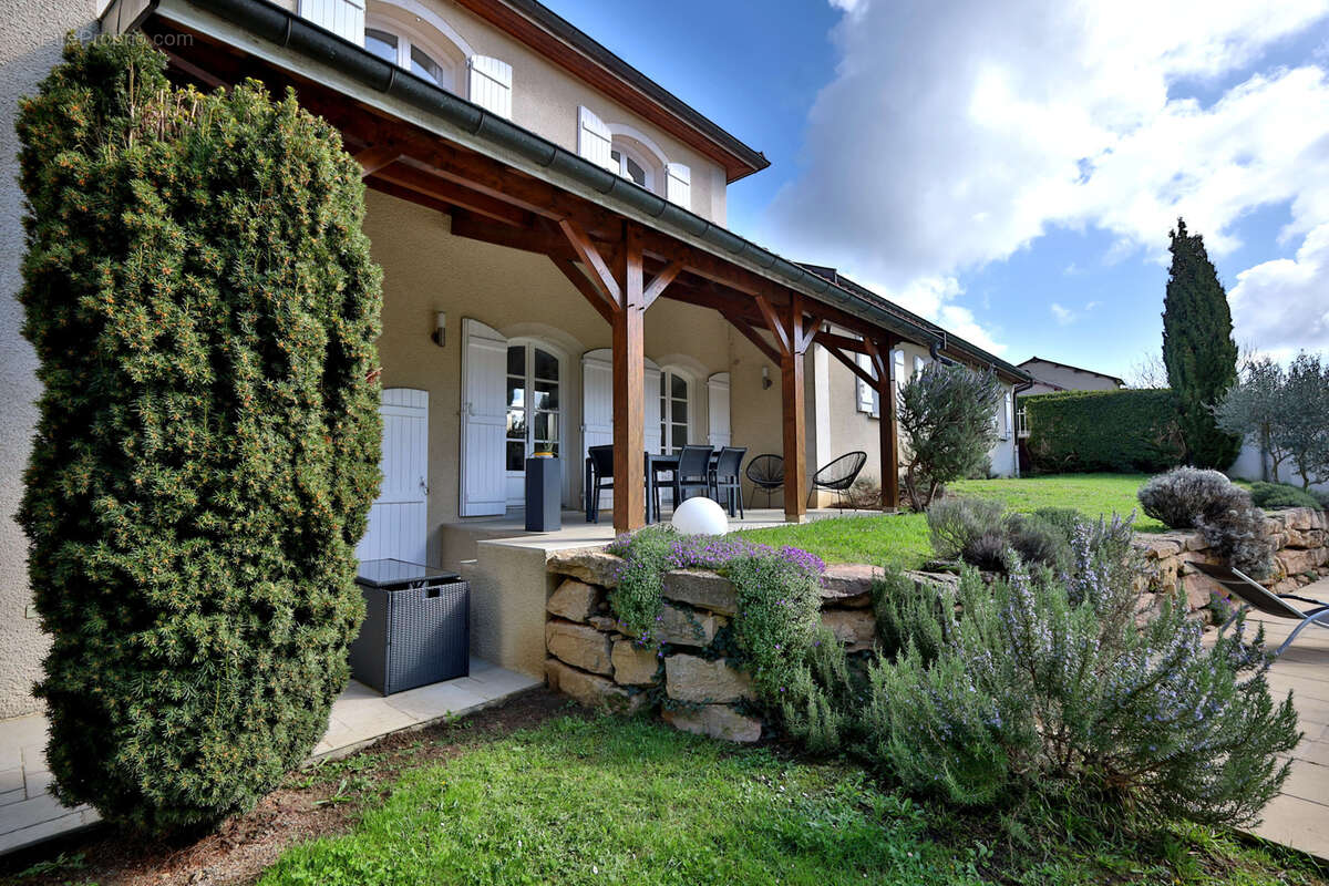 Maison à SAINT-GEORGES-D'ESPERANCHE