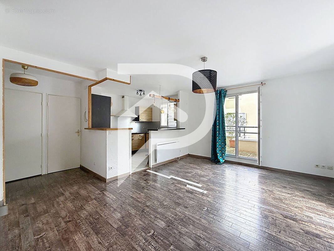 Appartement à CHENNEVIERES-SUR-MARNE