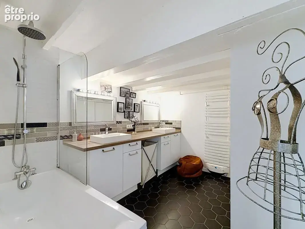 Logement composé de 2 appartements au coeur de la Croix-Rousse - photo 14