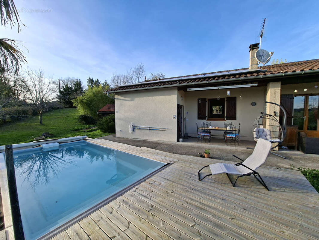Maison à MIRANDE