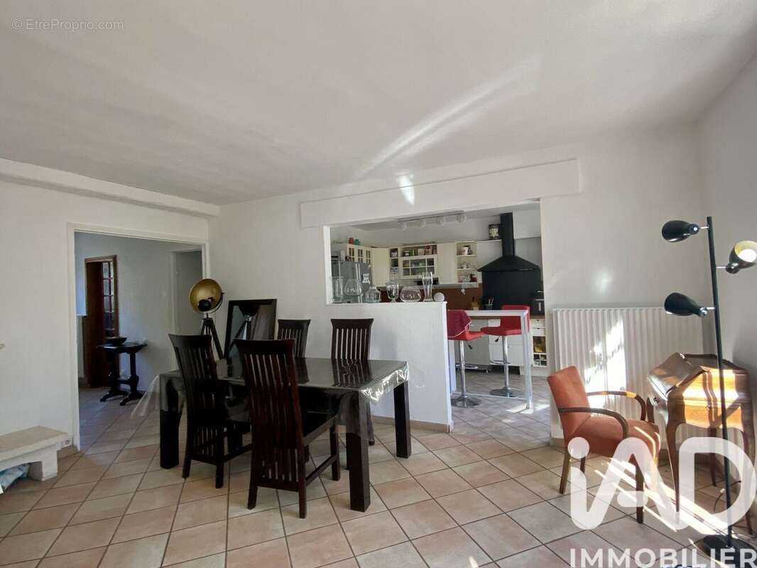 Photo 4 - Maison à SAINT-FARGEAU-PONTHIERRY