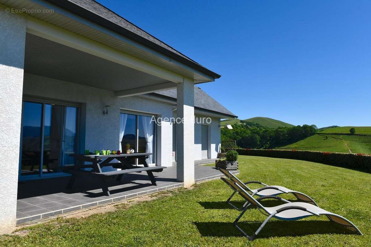 4 - Maison à LANNE-EN-BARETOUS