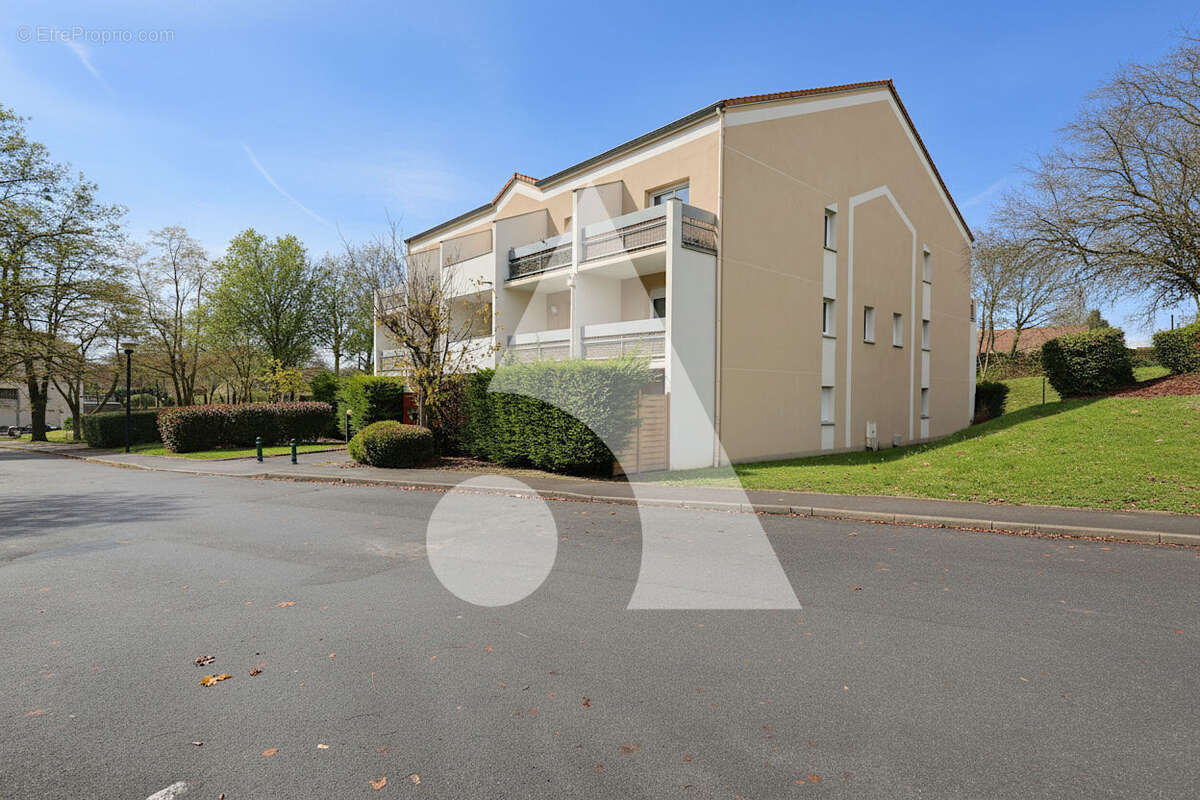 Appartement à SAINT-GERMAIN-LES-CORBEIL