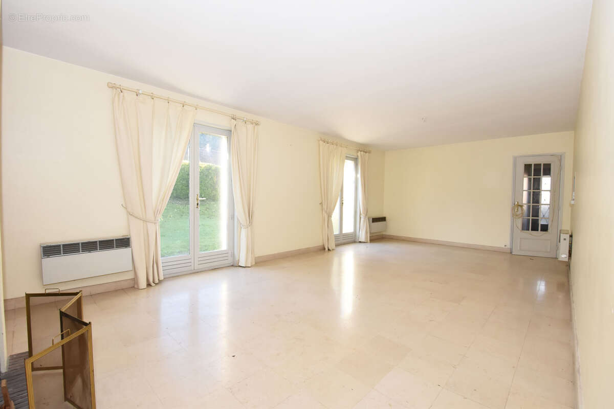 Maison à AILLY-SUR-SOMME