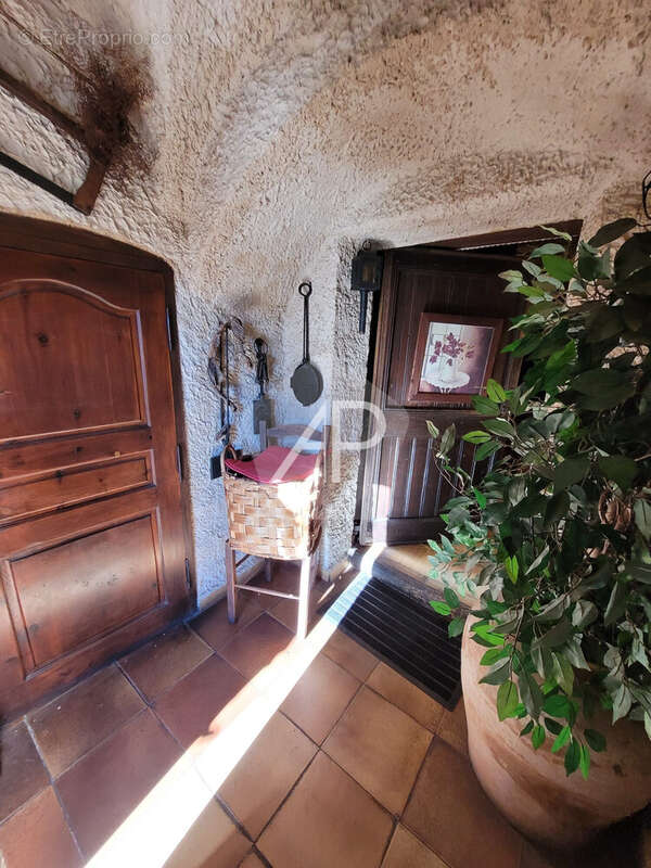 Appartement à LA SALLE-LES-ALPES