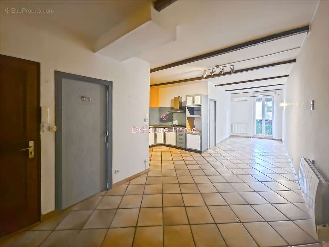Appartement à GAREOULT