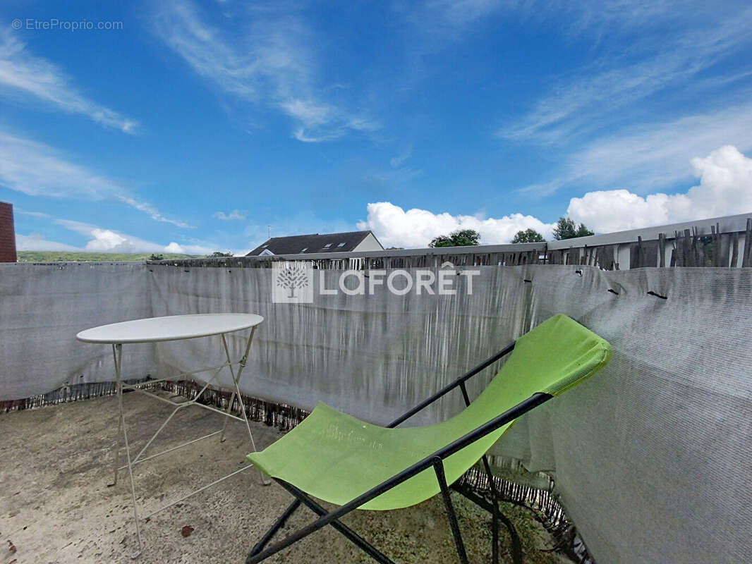 Appartement à VERNEUIL-SUR-SEINE