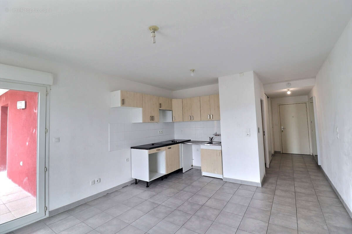 Appartement à JUVIGNAC