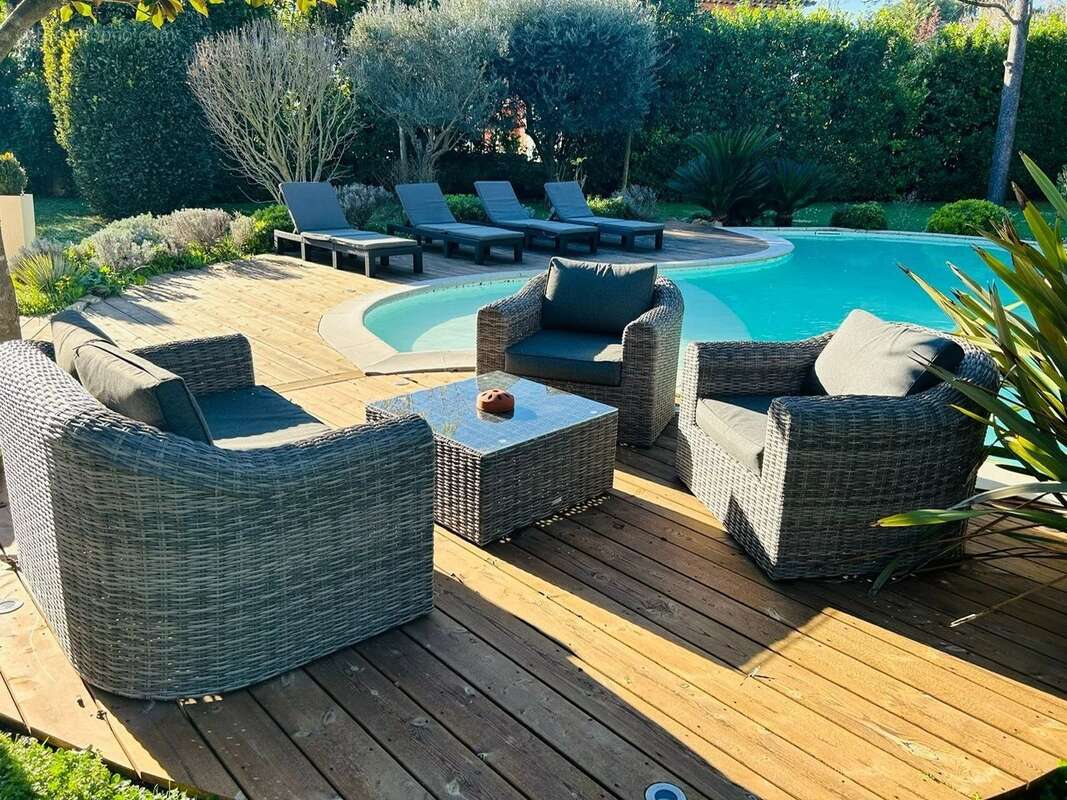 Maison à MOUGINS