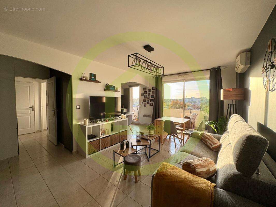 Appartement à MARSEILLE-13E