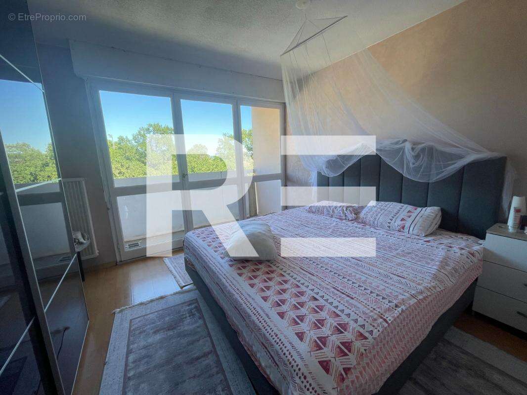 Spacieux p3 avec balcon dans un immeuble securise - photo 3