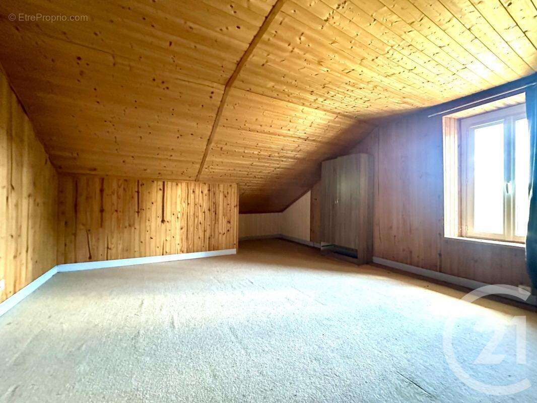 Maison à LES BILLANGES