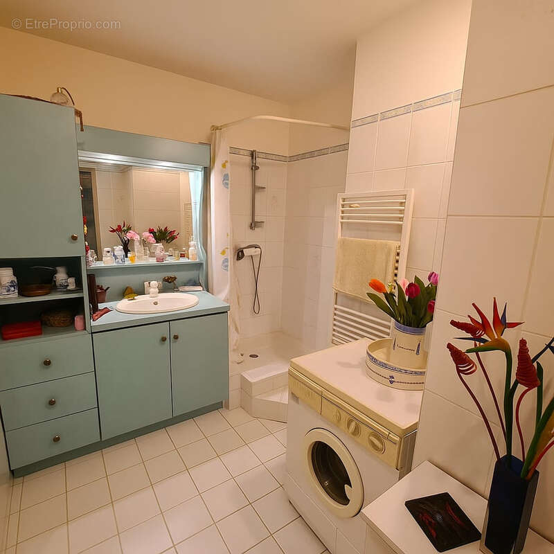 Appartement à GUILHERAND-GRANGES