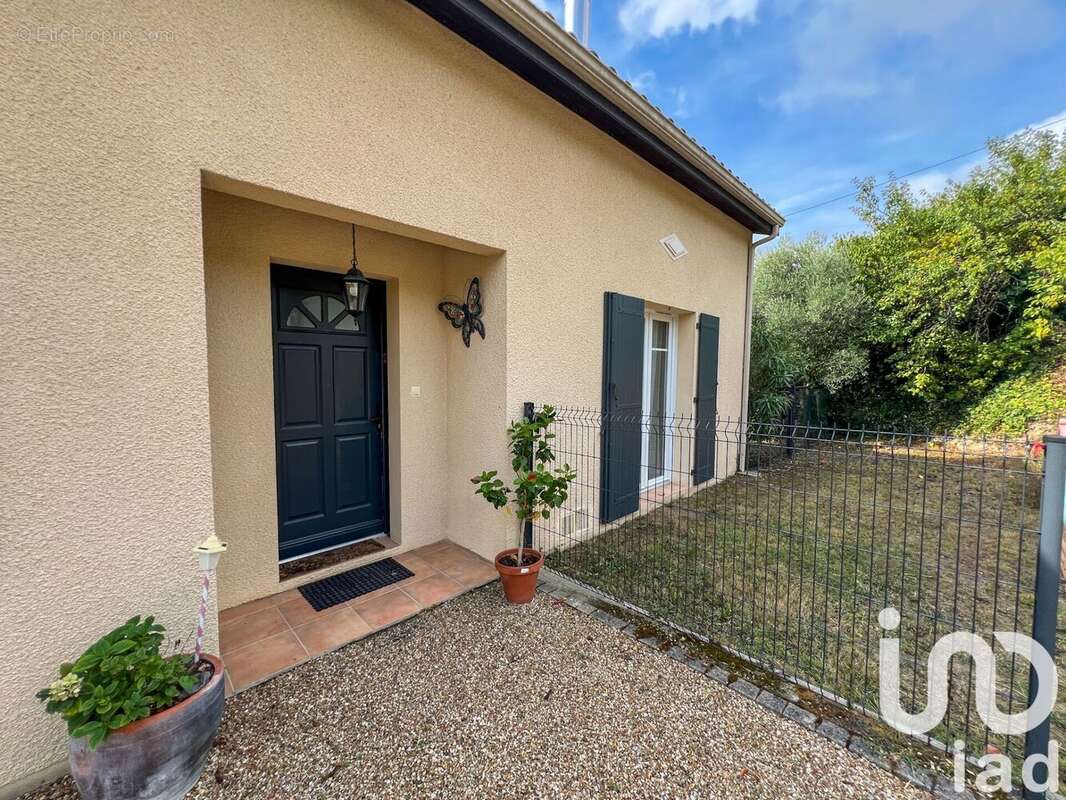 Photo 2 - Maison à SAINT-ROMAIN-LA-VIRVEE