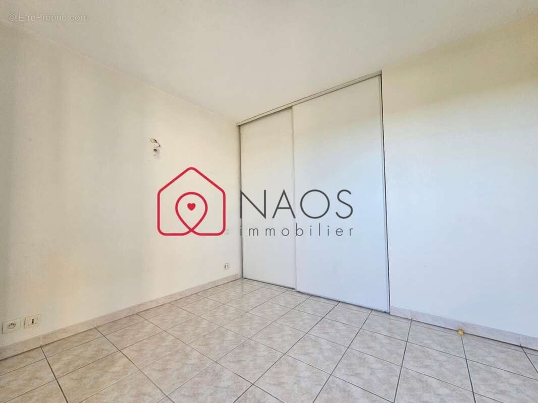 Appartement à COGOLIN