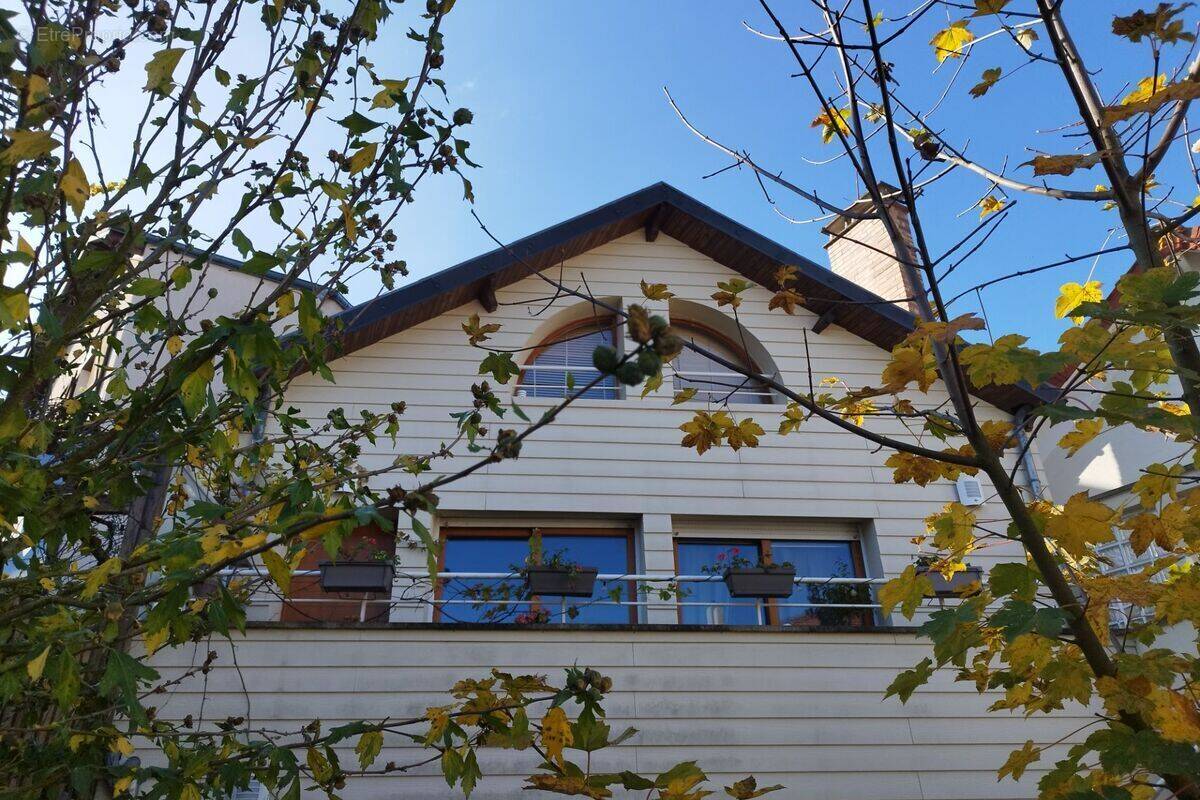 Appartement à CHAVILLE