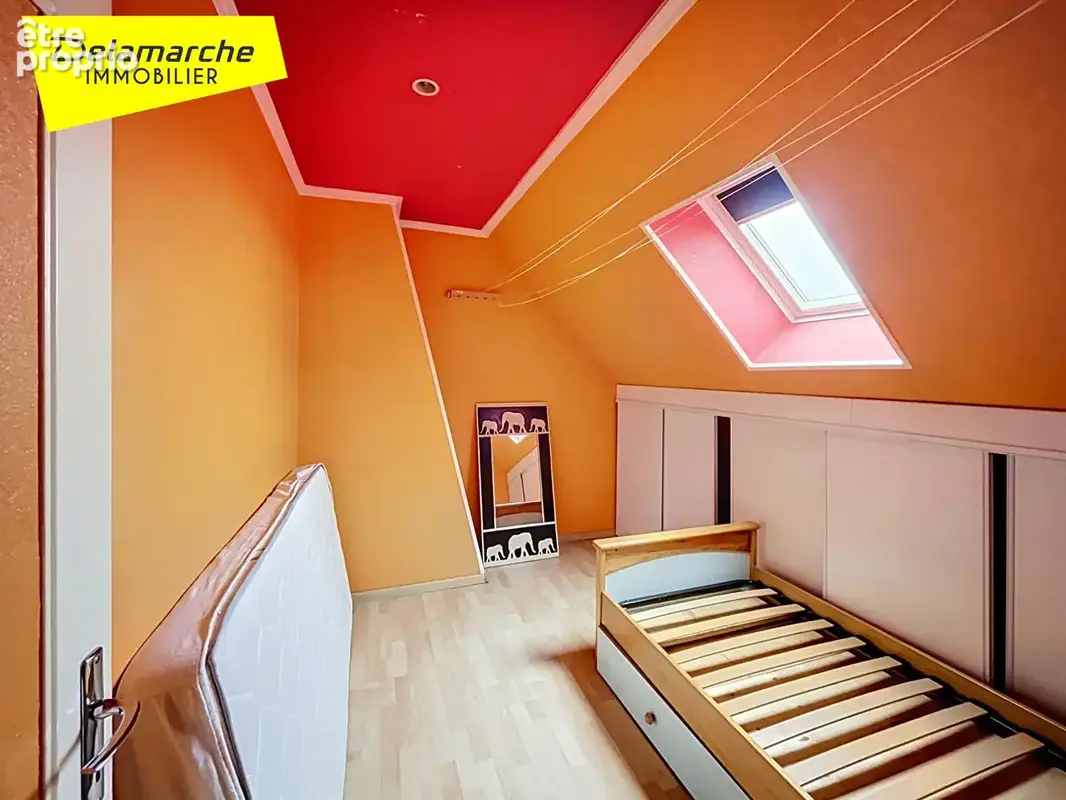 SAINT HILAIRE DU HARCOUET (50600) maison  sur sous-sol 5 pièces à vendre sur terrain d'env. 890m² - photo 10