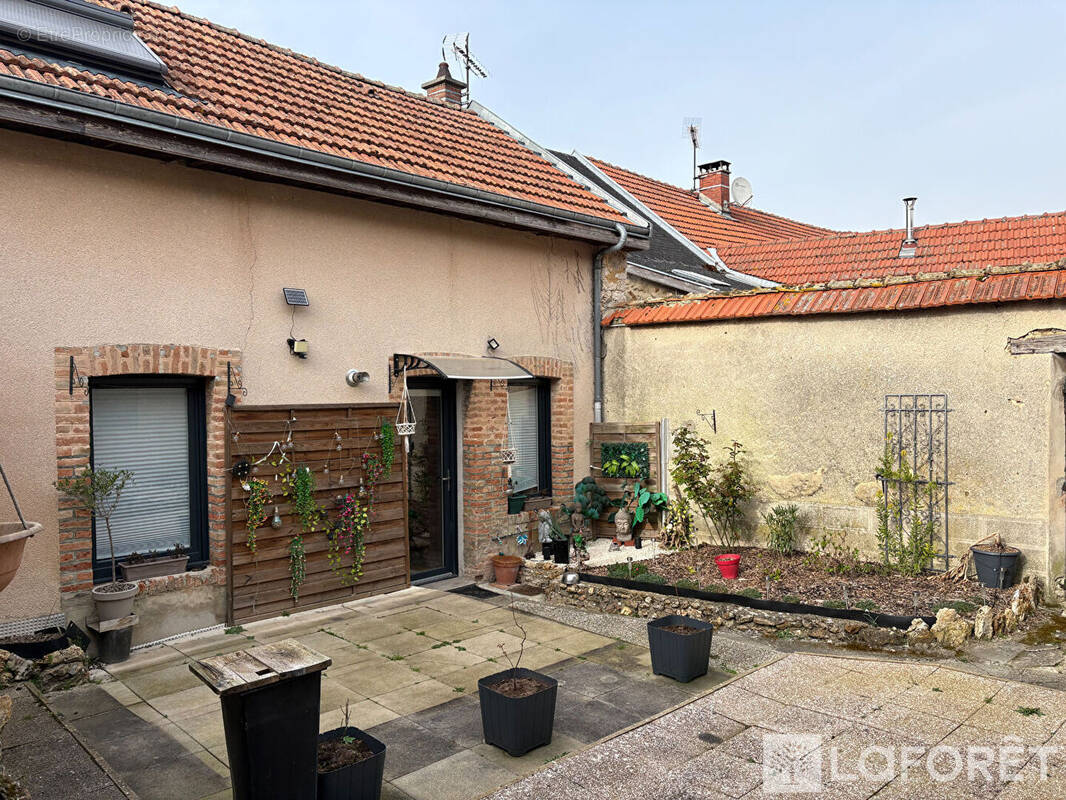 Maison à VILLERS-MARMERY