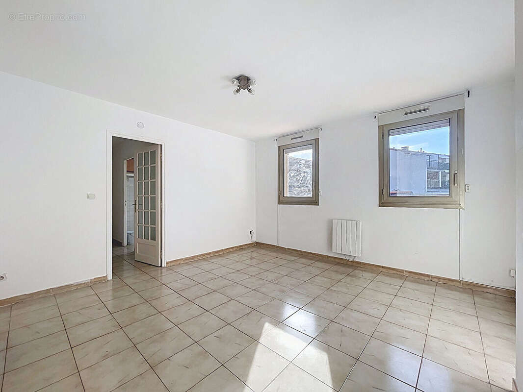 Appartement à MARSEILLE-8E