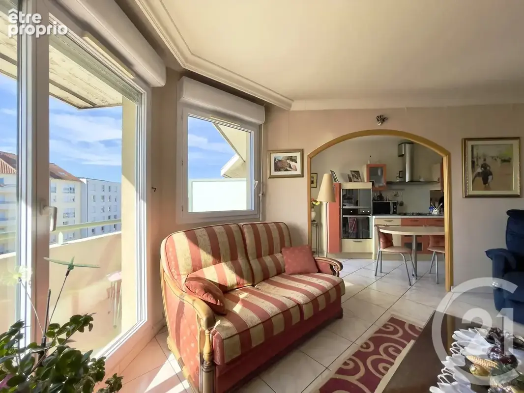 Appartement 3 pièces 72 m² à vendre à Villeurbanne (69100) - photo 5