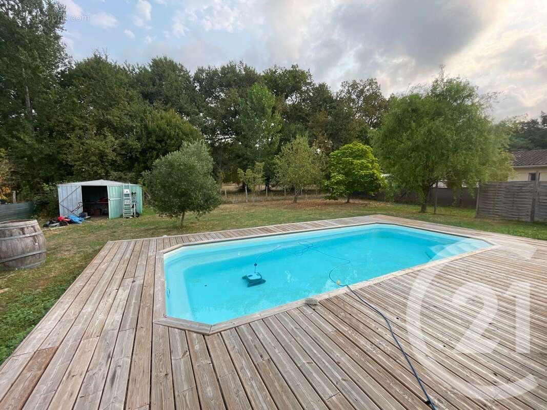 Maison à SAINT-DENIS-DE-PILE