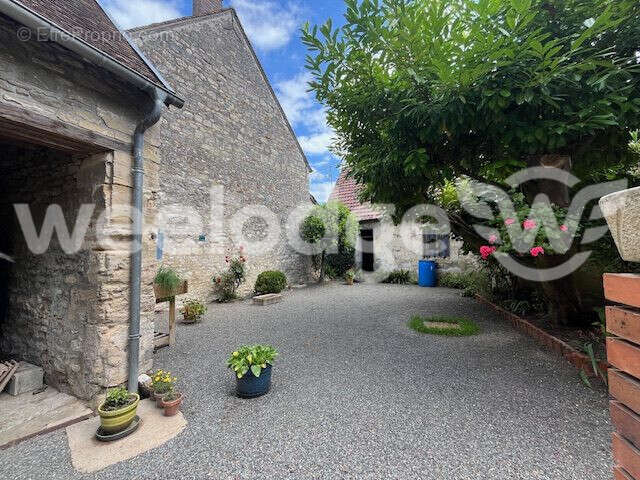 Maison à CHAUMONT-EN-VEXIN